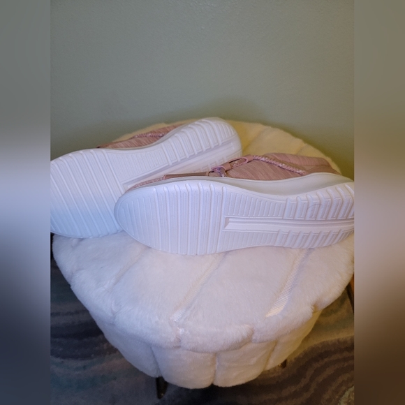 Cross Trekkers Womens Beat Slip-On Running Shoe - Picture 3 of 6